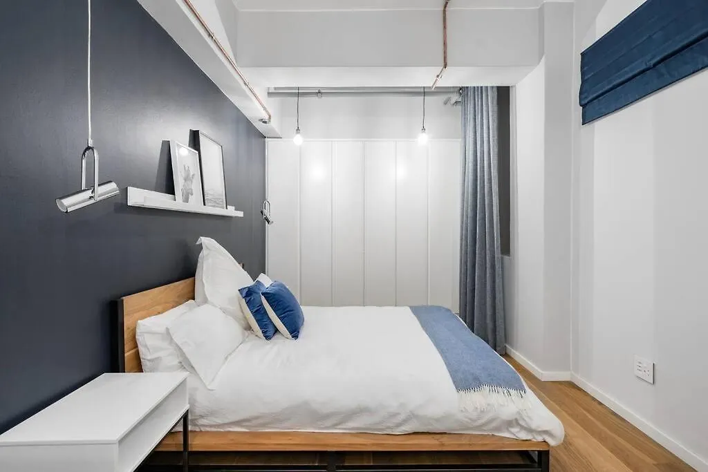 Smart Modern Living In Iconic Building In A Prime Location Apartment Cape Town